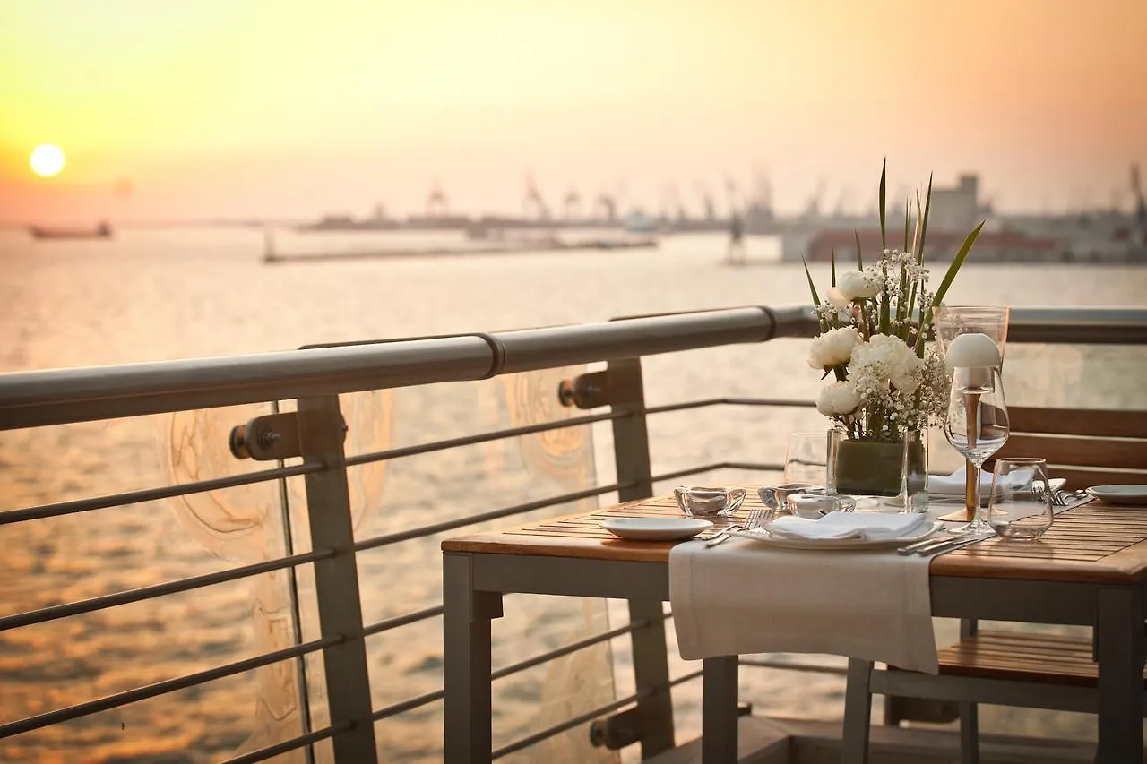 Hotel Daios Luxury Living Saloniki 5*,